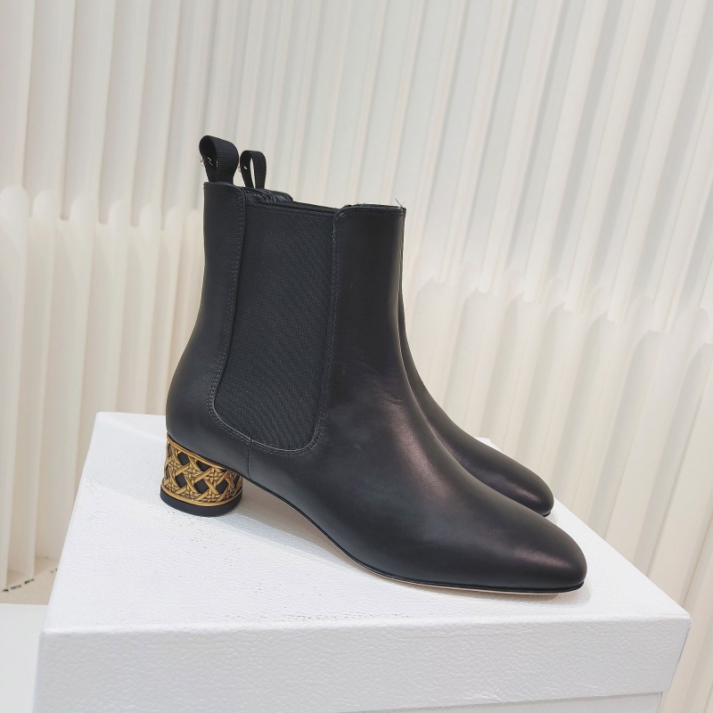ch**an D*or boots